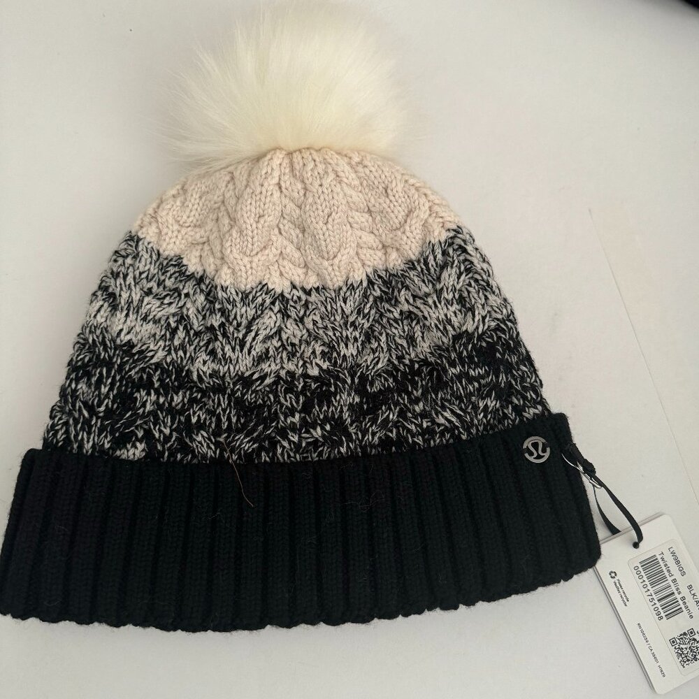 NWT Lululemon Twisted Bliss Beanie